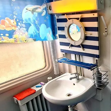 Marina Szczecin Dabie - Kajuty Na Statku Hostal Szczecin